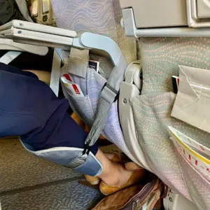 Airlegs Foot Rest (4)